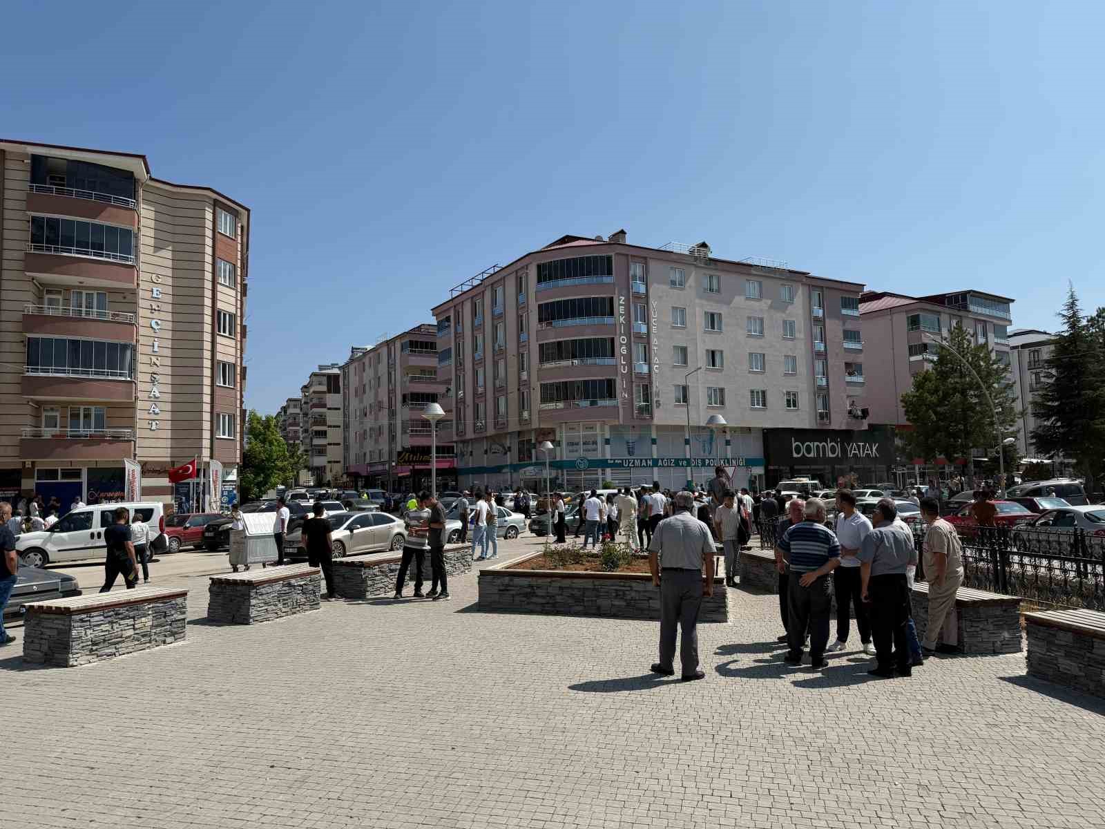 İki grup arasında kavga: 2 yaralı