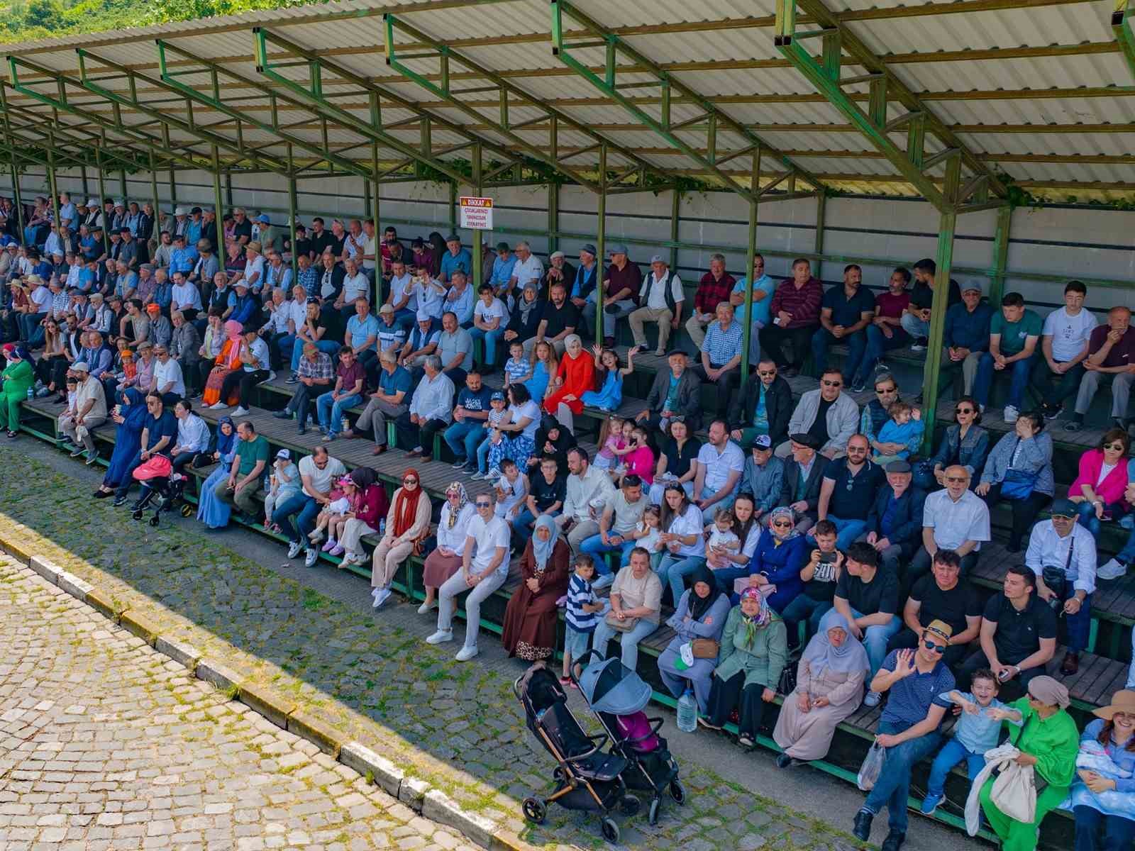 Ünye’de rahvan at yarışları heyecanı