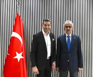 Bakan Uraloğlu’ndan, Türk boksuna destek