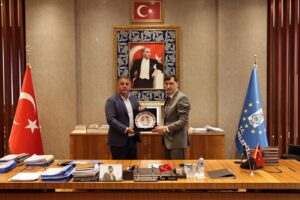 Hüseyin Altınbaş, Belediye Kütahyaspor başkan adaylığından çekildi