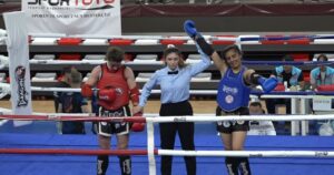 Türkiye Muaythai Şampiyonası’nda yarı final heyecanı yaşanıyor