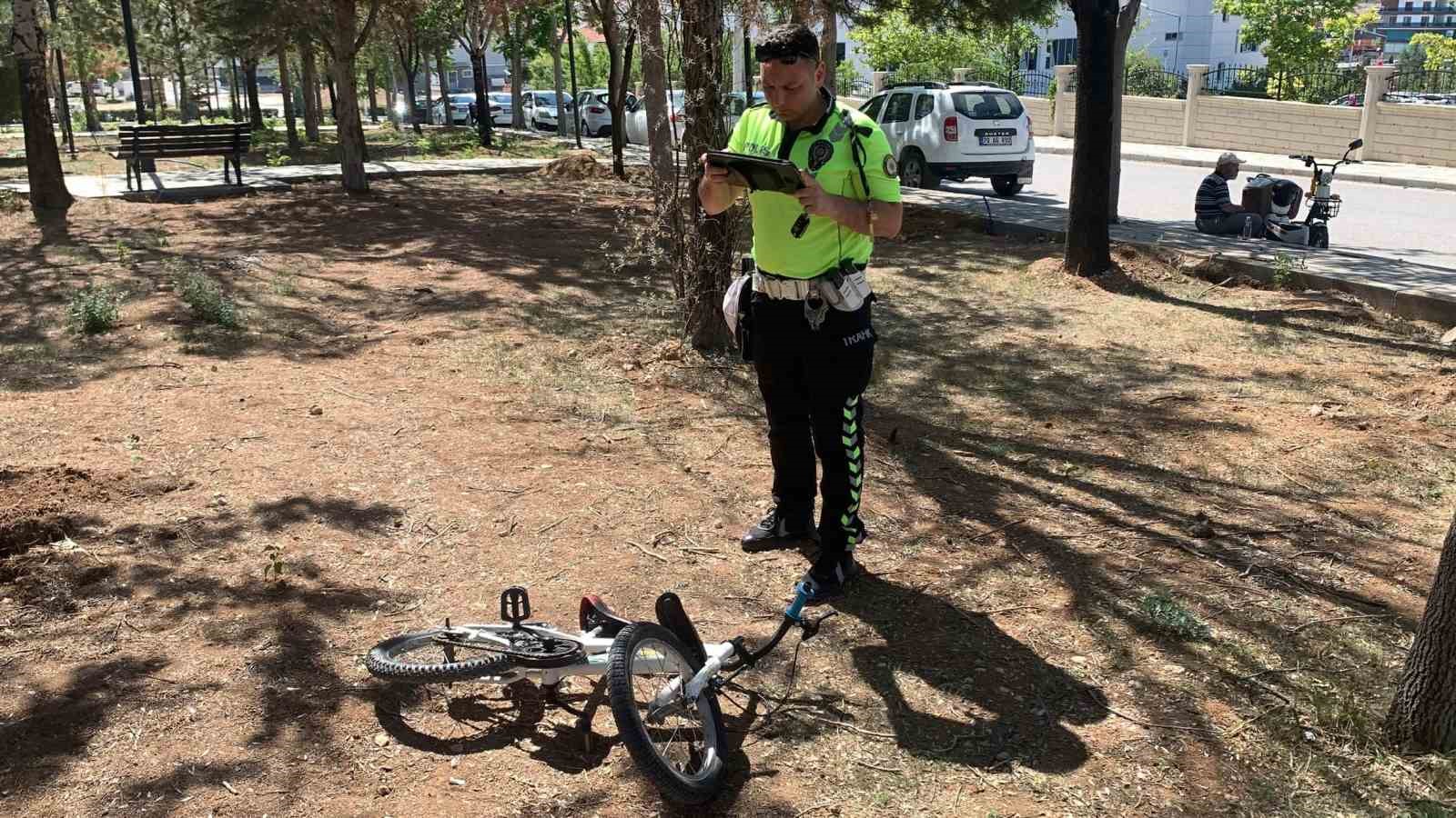 Karaman’da motosiklet bisikletli çocuğa çarptı: 1 yaralı