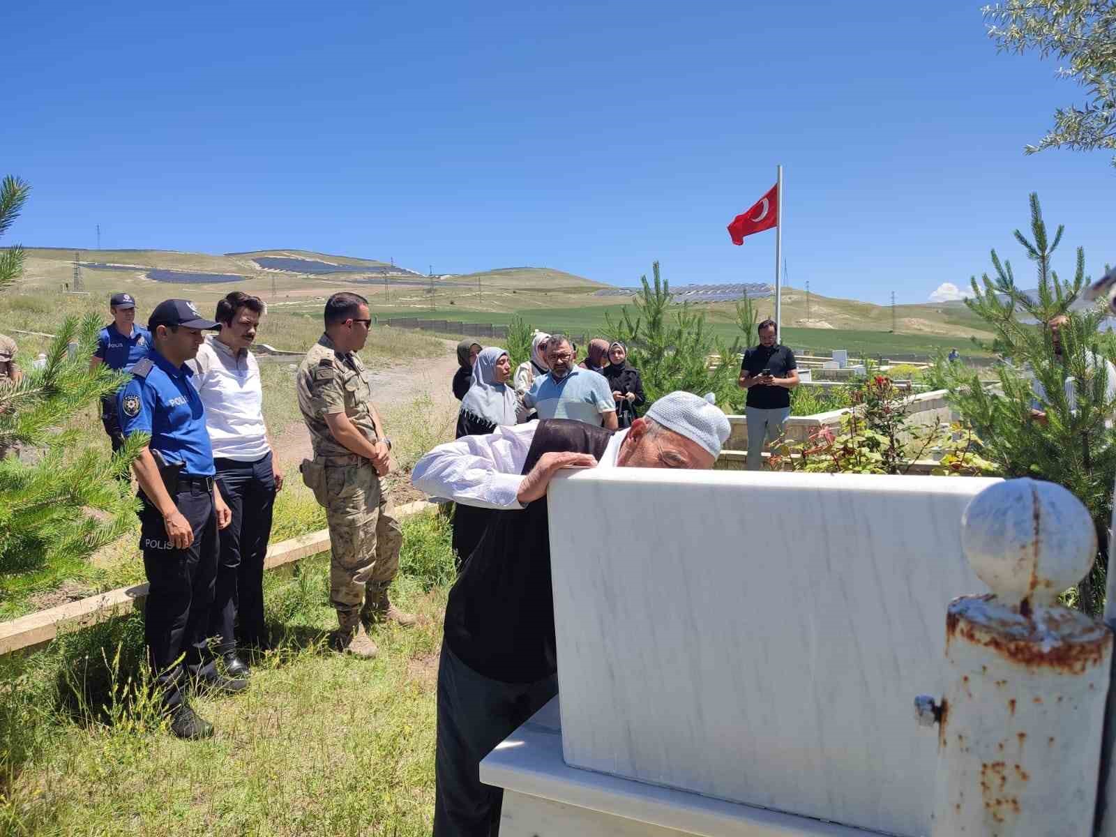 Tercan’da Şehit Bayracı, şehadetinin 7. yıl dönümünde yad edildi