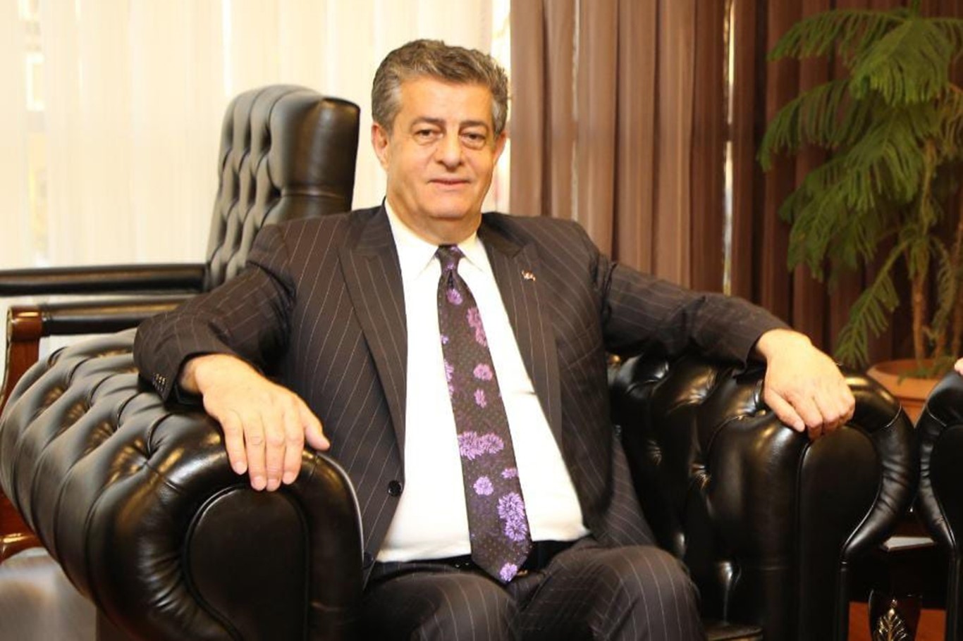 Şırnak’ta ihtiyaç sahibi ailelerin evine kombi ve petekler ücretsiz döşendi