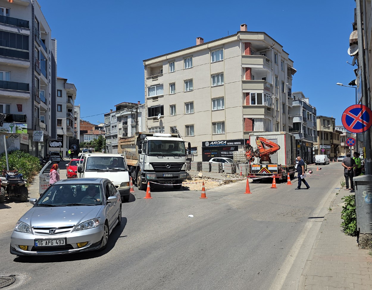 Mudanya’da alternatif yolda genişletme çalışmaları başladı