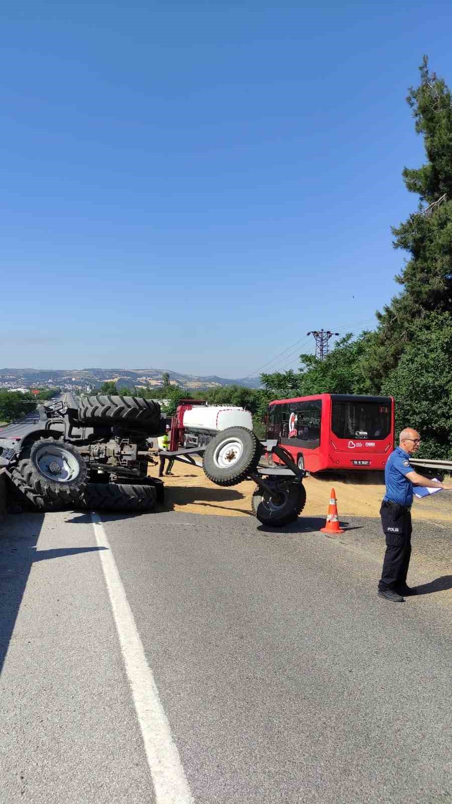 Susurluk’ta trafik kazası: 3 kişi yaralandı