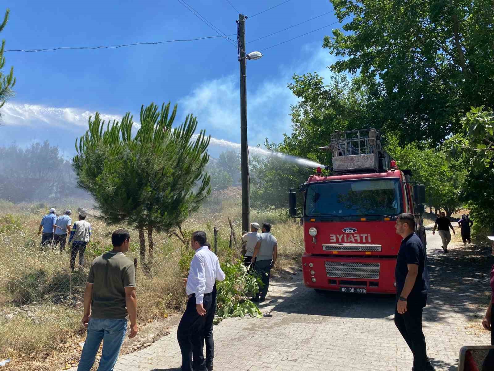 Osmaniye’de çıkan orman yangını söndürüldü