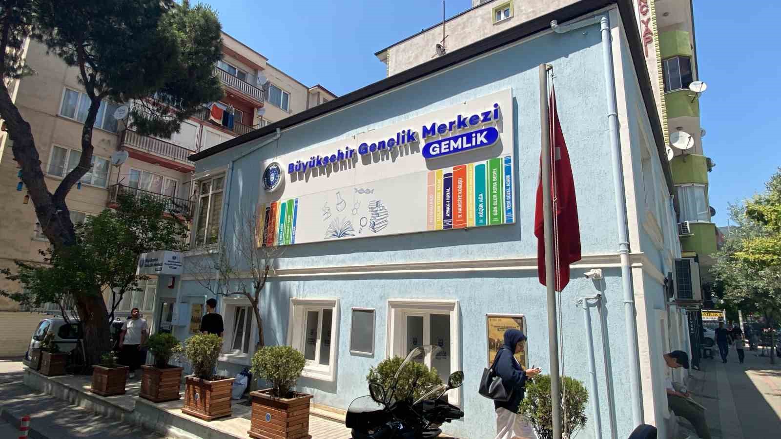 Bursa’da gençlik merkezleri, sınav haftasında 24 saat açık