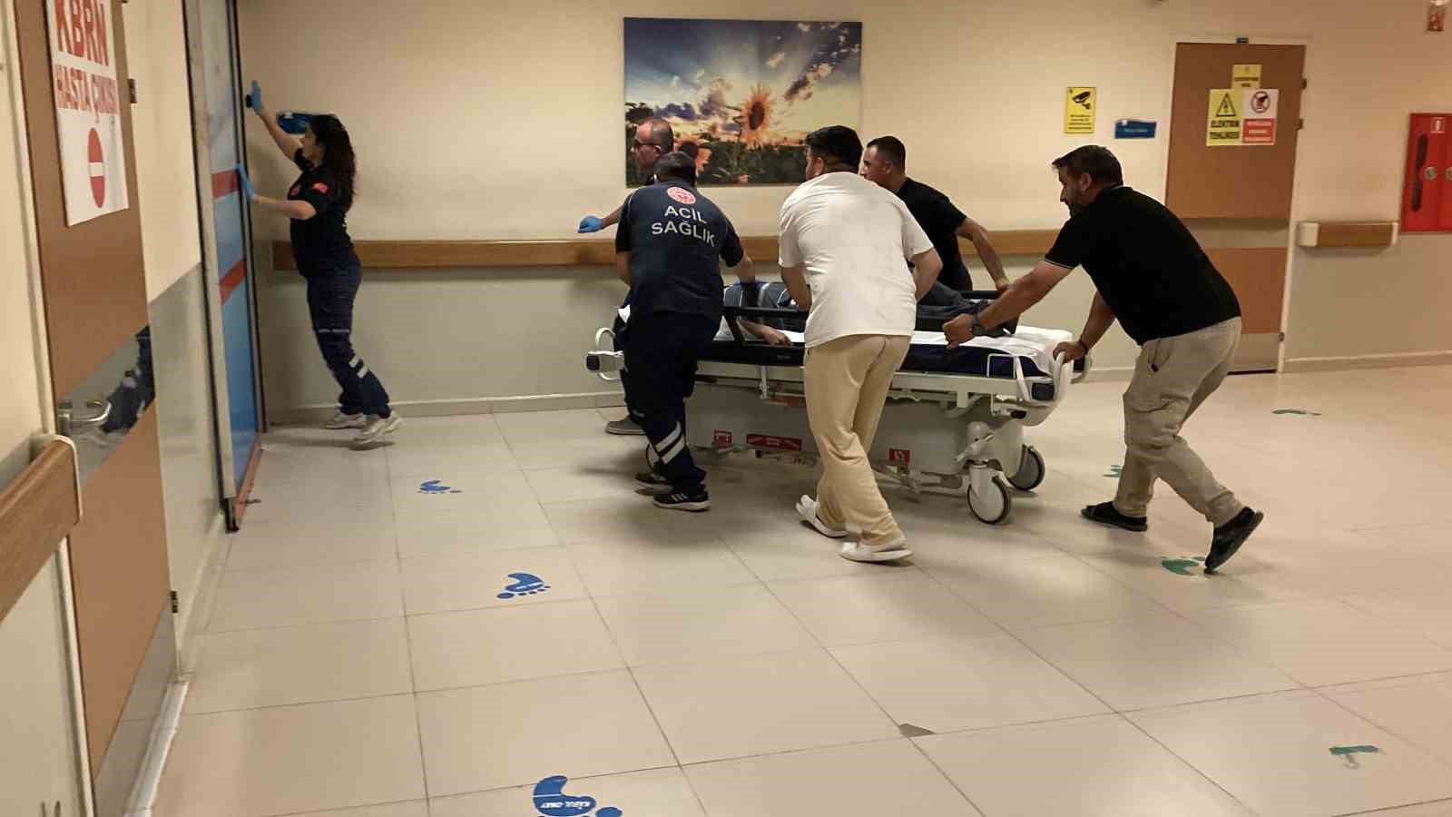 Kalp krizi geçiren vatandaşı otobüs şoförü hastaneye yetiştirdi