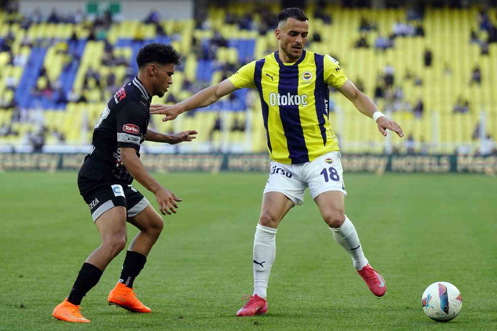 Filip Kostic’in Fenerbahçe macerası sona erdi