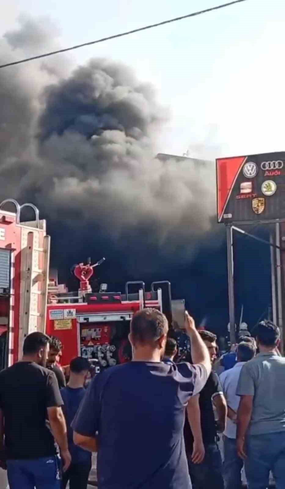 Şanlıurfa’da iş yeri yangını kontrol altına alındı