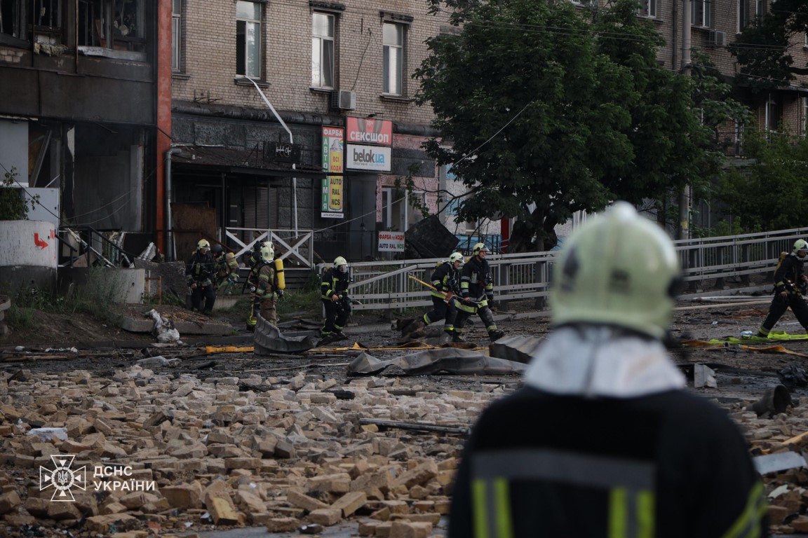 Rus güçleri Kiev'i hedef aldı: 3 ölü, 49 yaralı