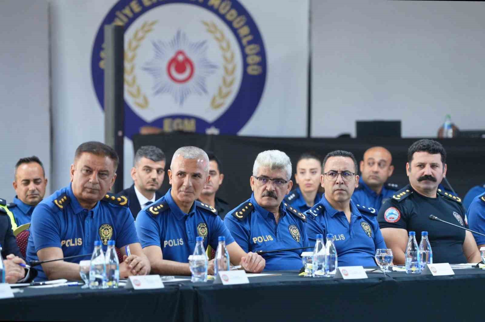 Osmaniye’de ‘Türkiye’nin Huzuru Toplantısı’ yapıldı