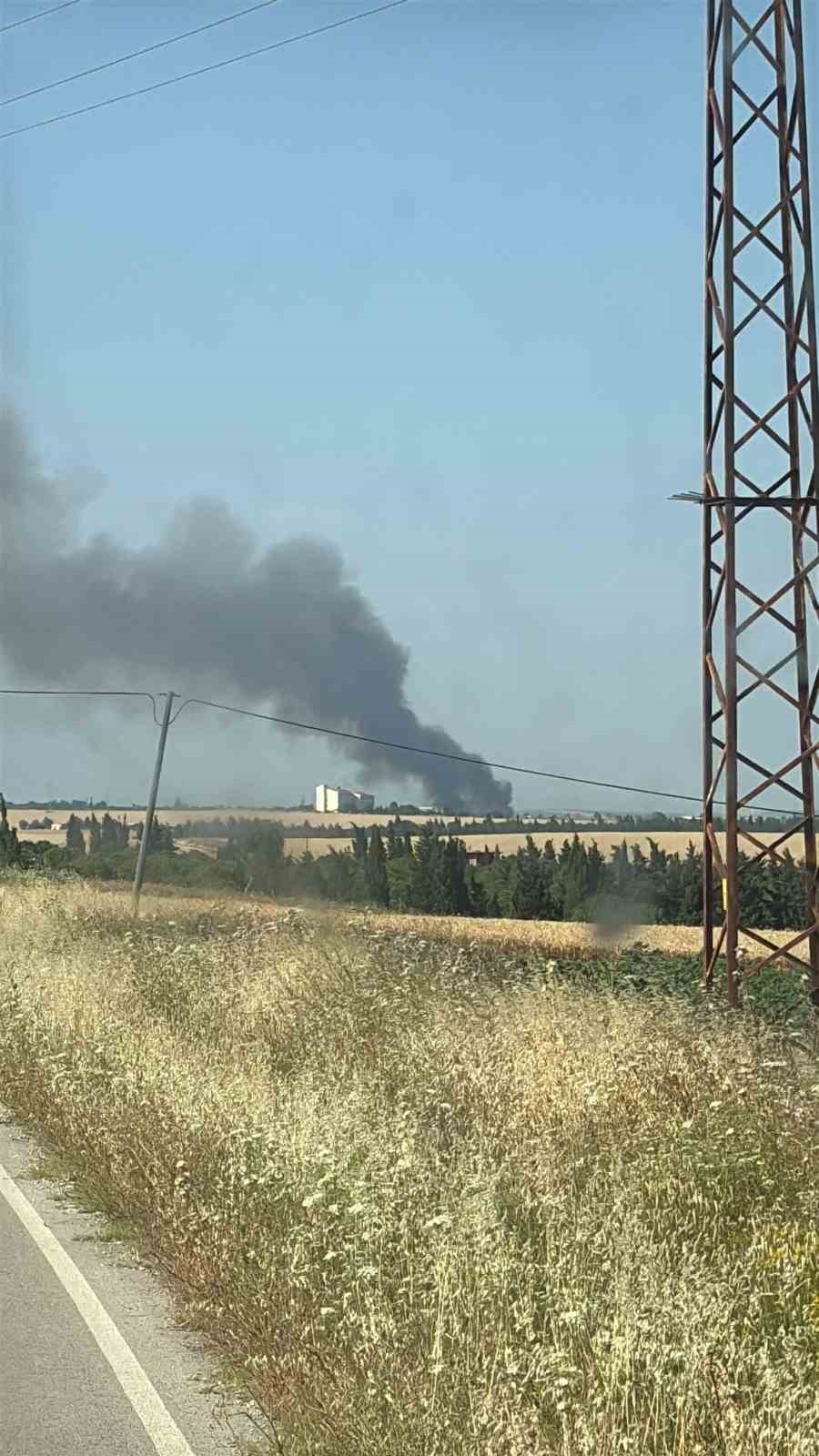 Çanakkale’de tarım arazisinde yangın