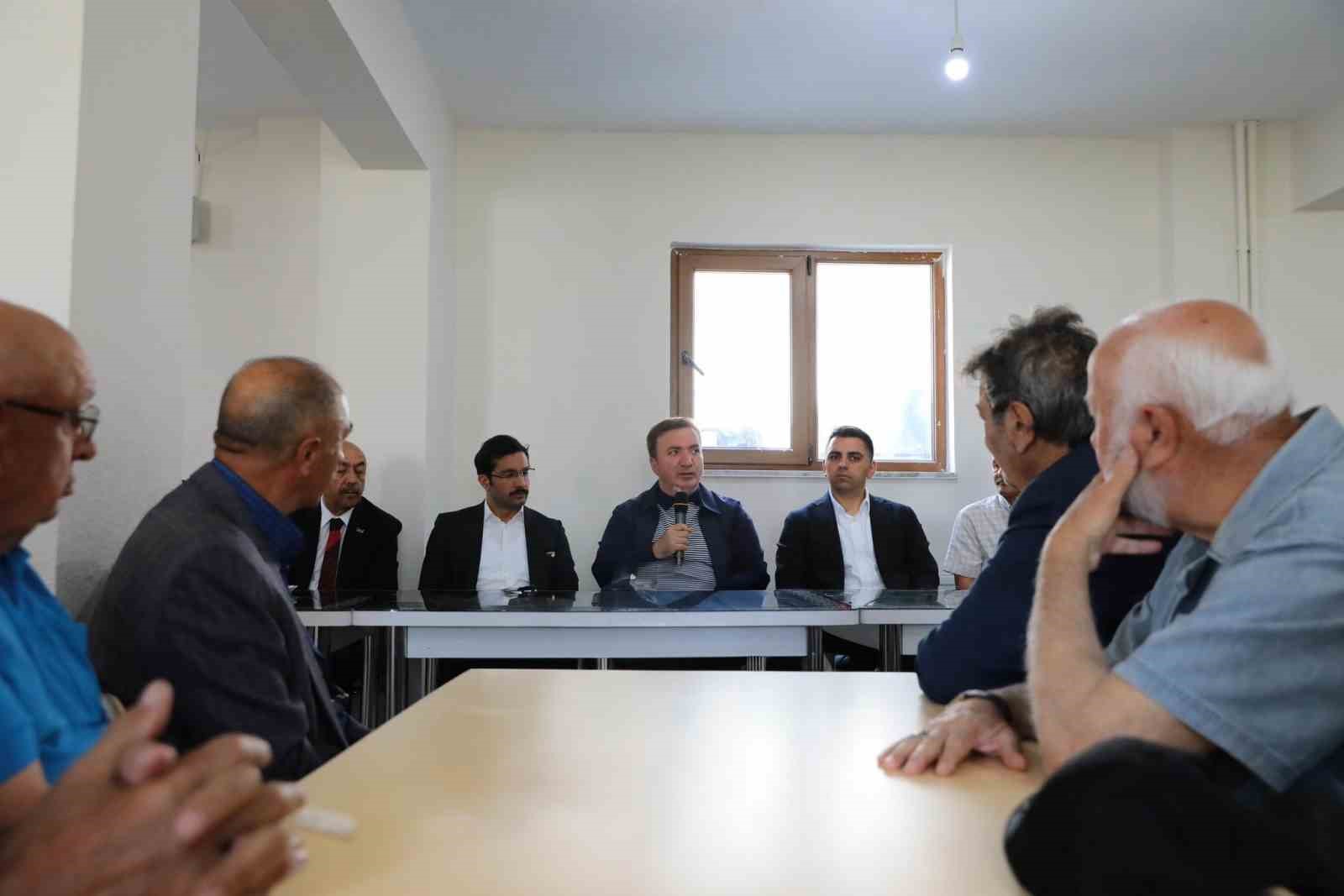 Vali Aydoğdu, Ekecik köyünde vatandaşların taleplerini dinledi