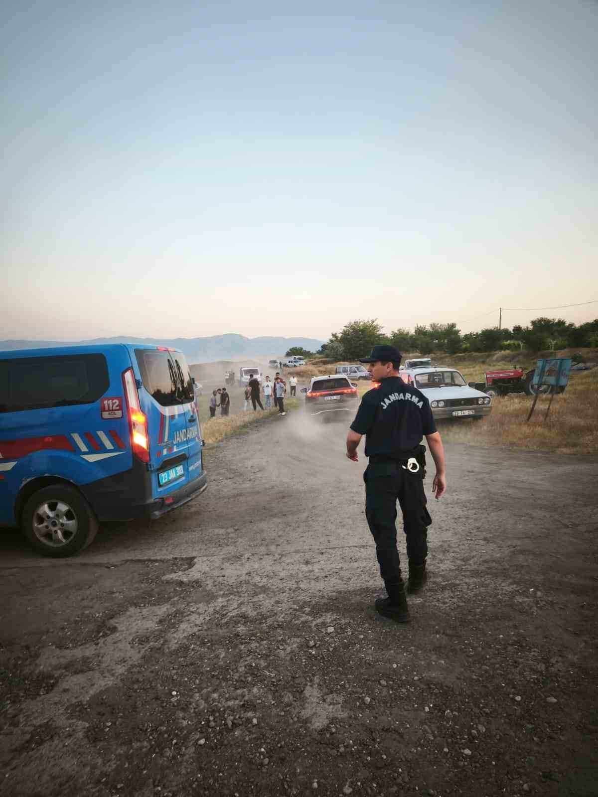 Elazığ’da serinlemek için baraj gölüne giren çocuk boğuldu