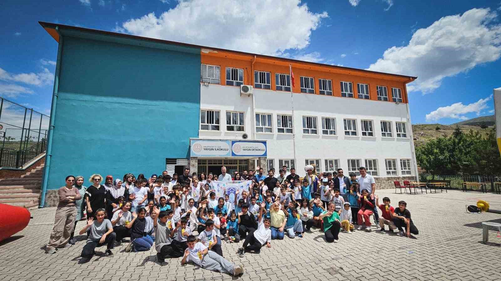 Battalgazi’de aile yılı şenlikleri coşkuyla sürüyor