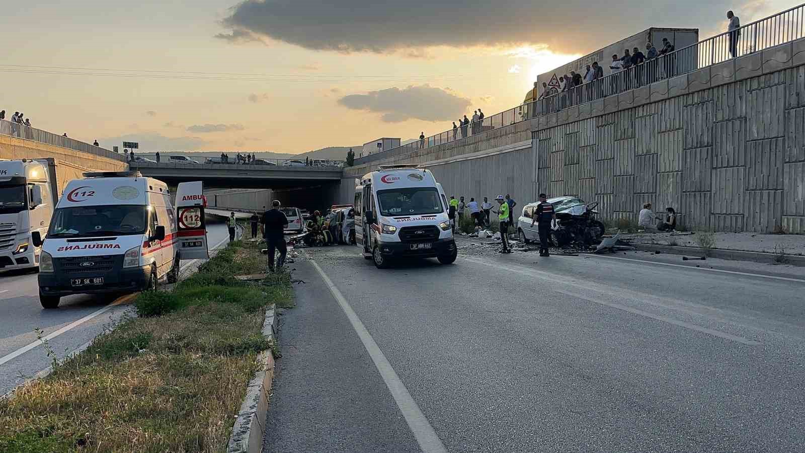 Kastamonu’da zincirleme trafik kazası: 9 yaralı