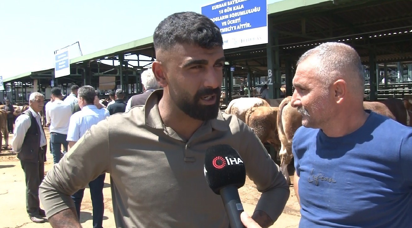 Malatya Canlı Hayvan Pazarı’nda bayram yoğunluğu