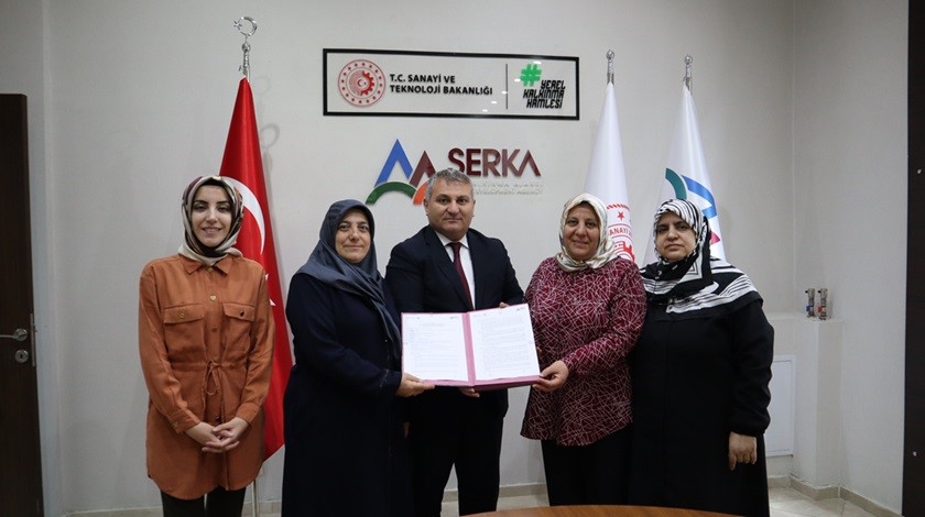 Sarıkamış’ta üretilen hediyelik eşyalar tescillenecek