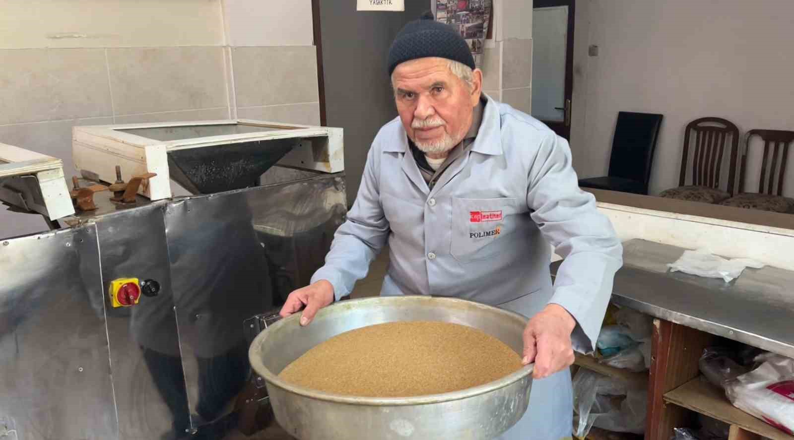 Bayram Usta’dan asırlık lezzet mesaisi