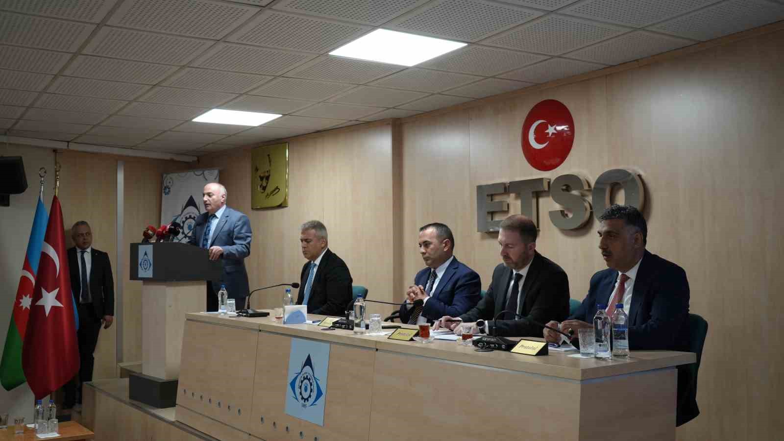 Türkiye-Azerbaycan iş dünyası Erzurum’da buluştu