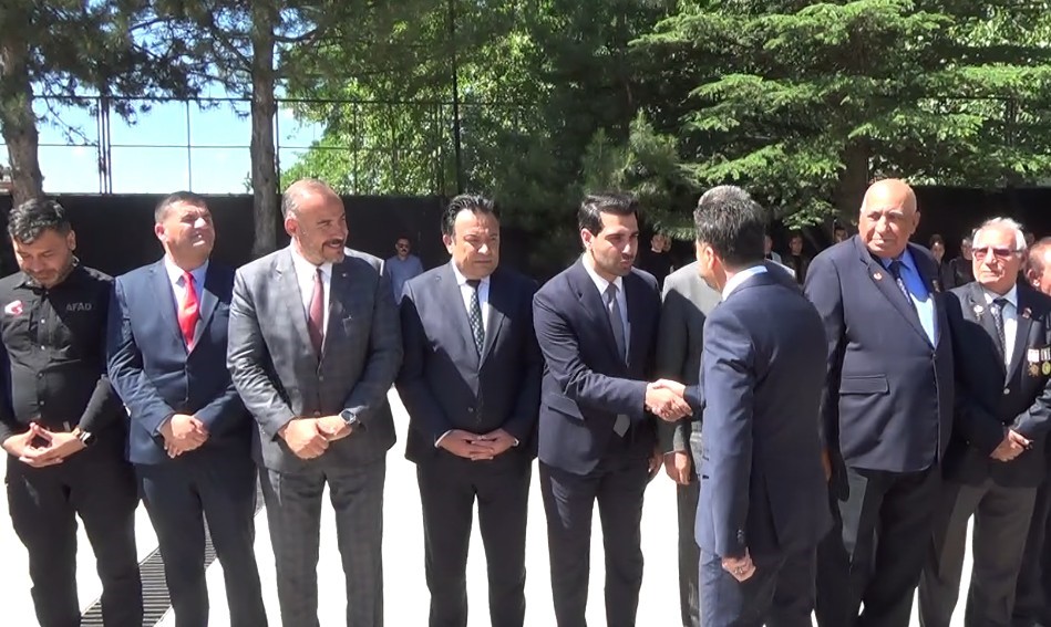Tunceli’nin yeni valisi göreve başladı