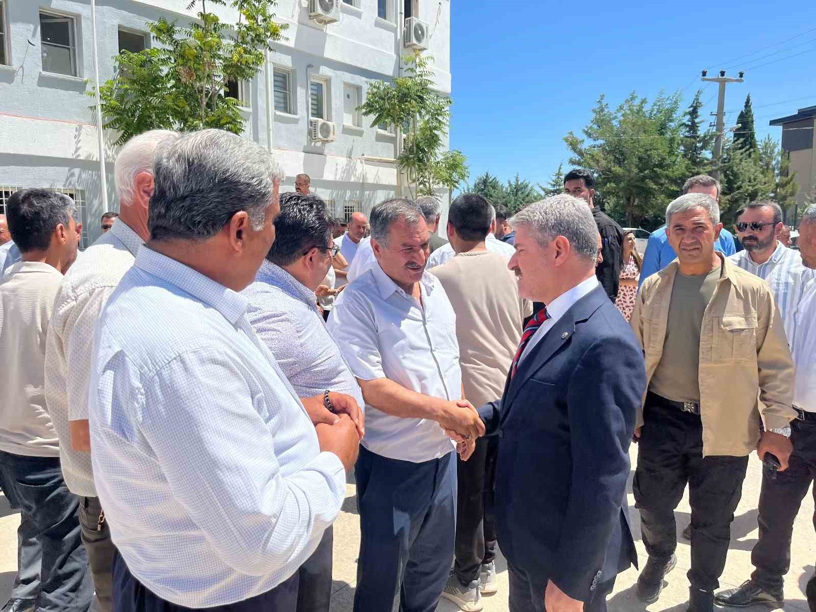 Besni halkından Kaymakam Partal’a vefa dolu uğurlama
