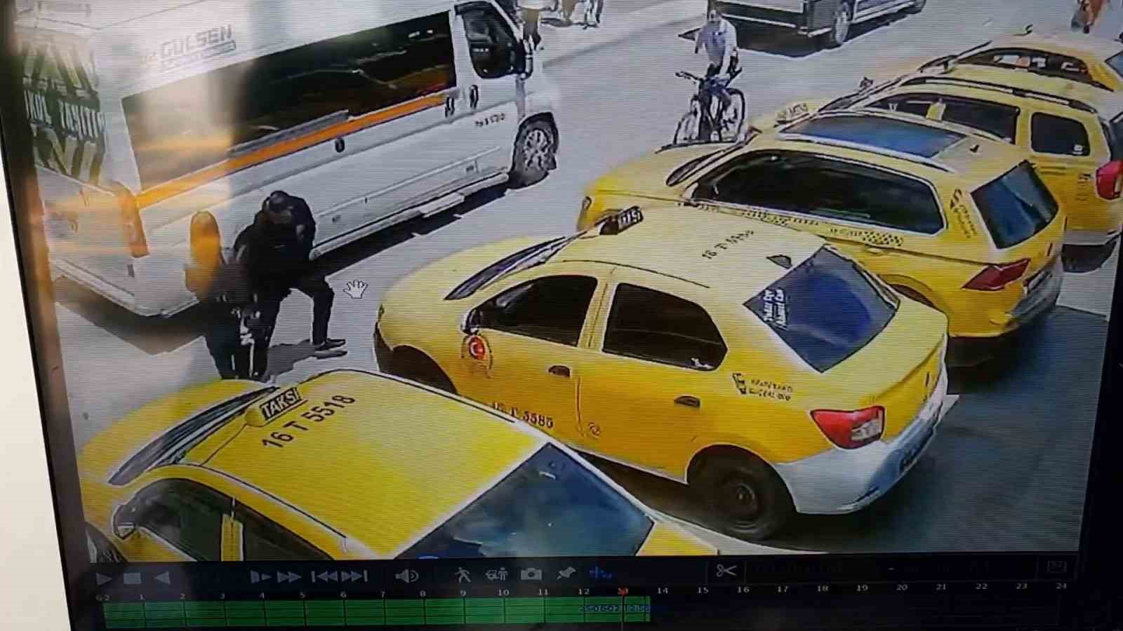 Eski nişanlısını sokak ortasında silahla vuran şüpheli teslim oldu