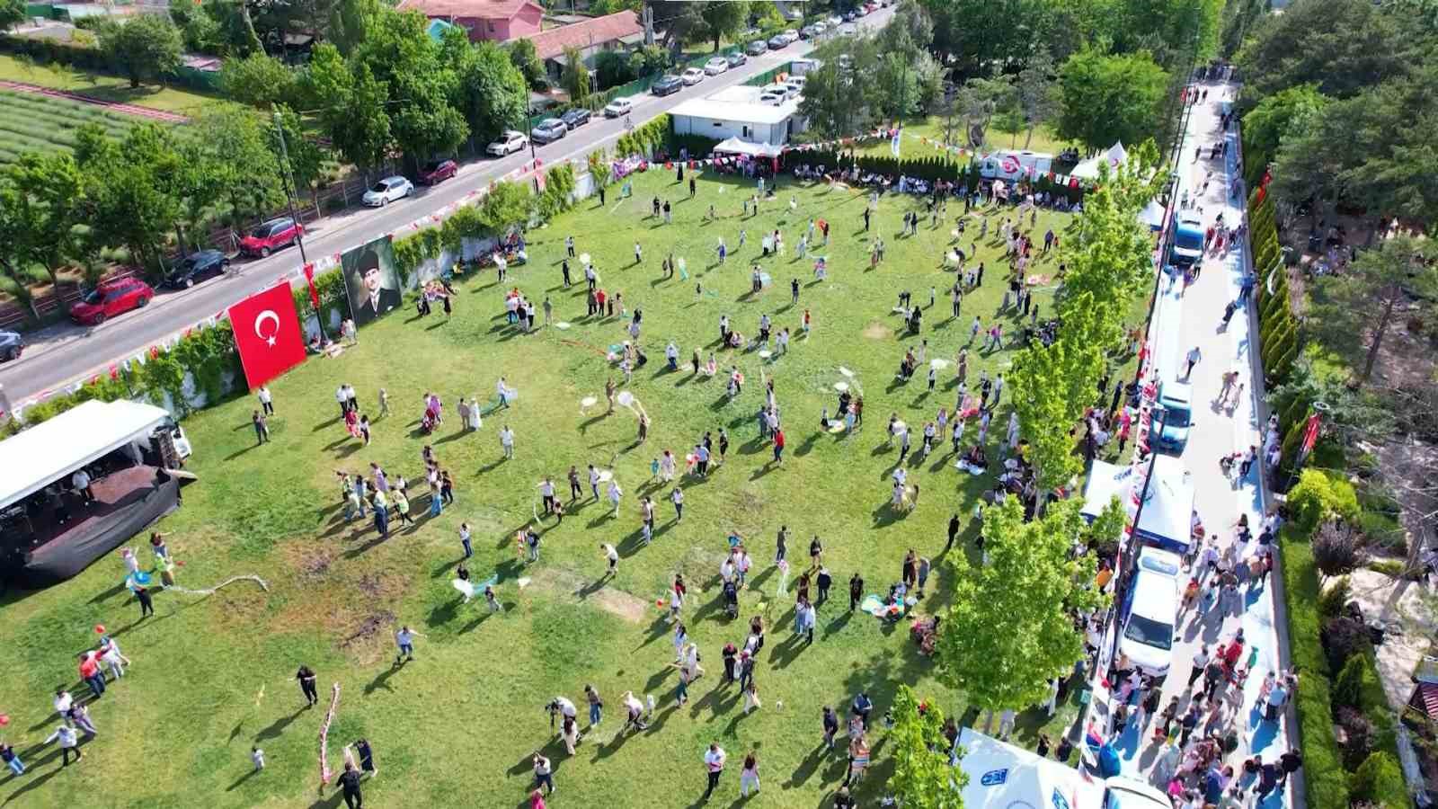 Akın ve Gök’ün uçurtma hayali gerçek oldu