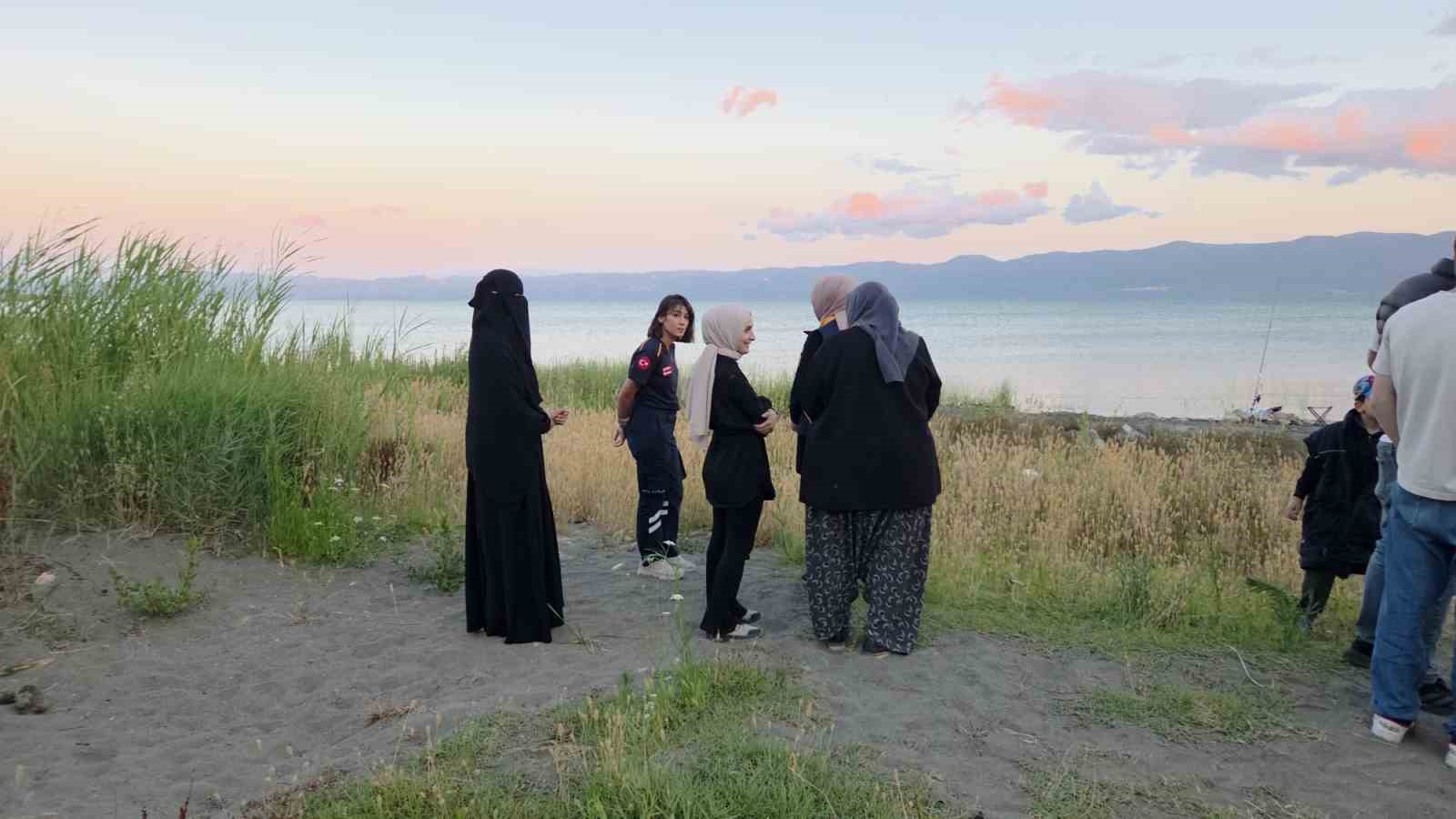 Suudi Arabistanlı turist botla açıldığı İznik Gölü’nde mahsur kaldı