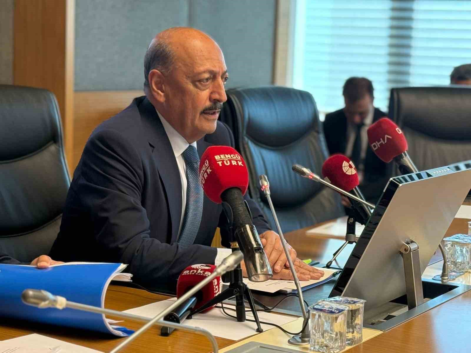 Sağlık alanına yönelik düzenlemeler içeren kanun teklifi komisyonda