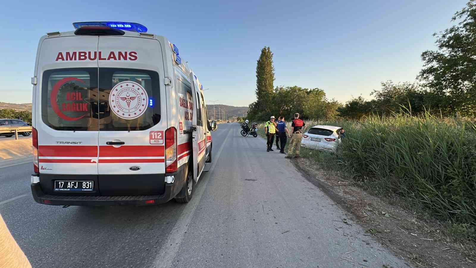 Çanakkale’de 3 araçlı zincirleme kaza: 1’i ağır 5 yaralı