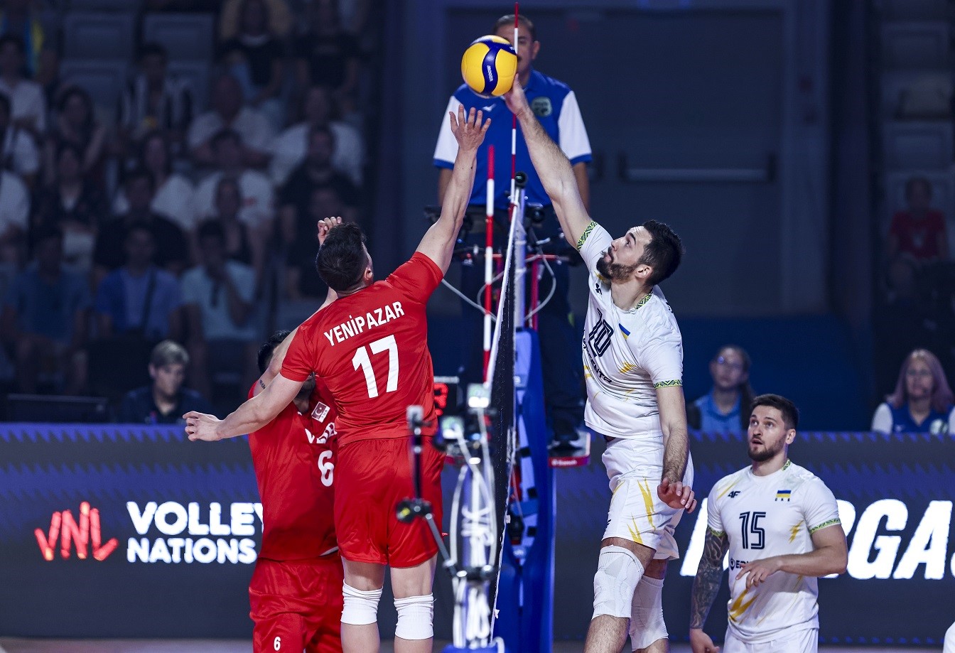 A Milli Erkek Voleybol Takımı, Ukrayna’ya 3-0 mağlup oldu