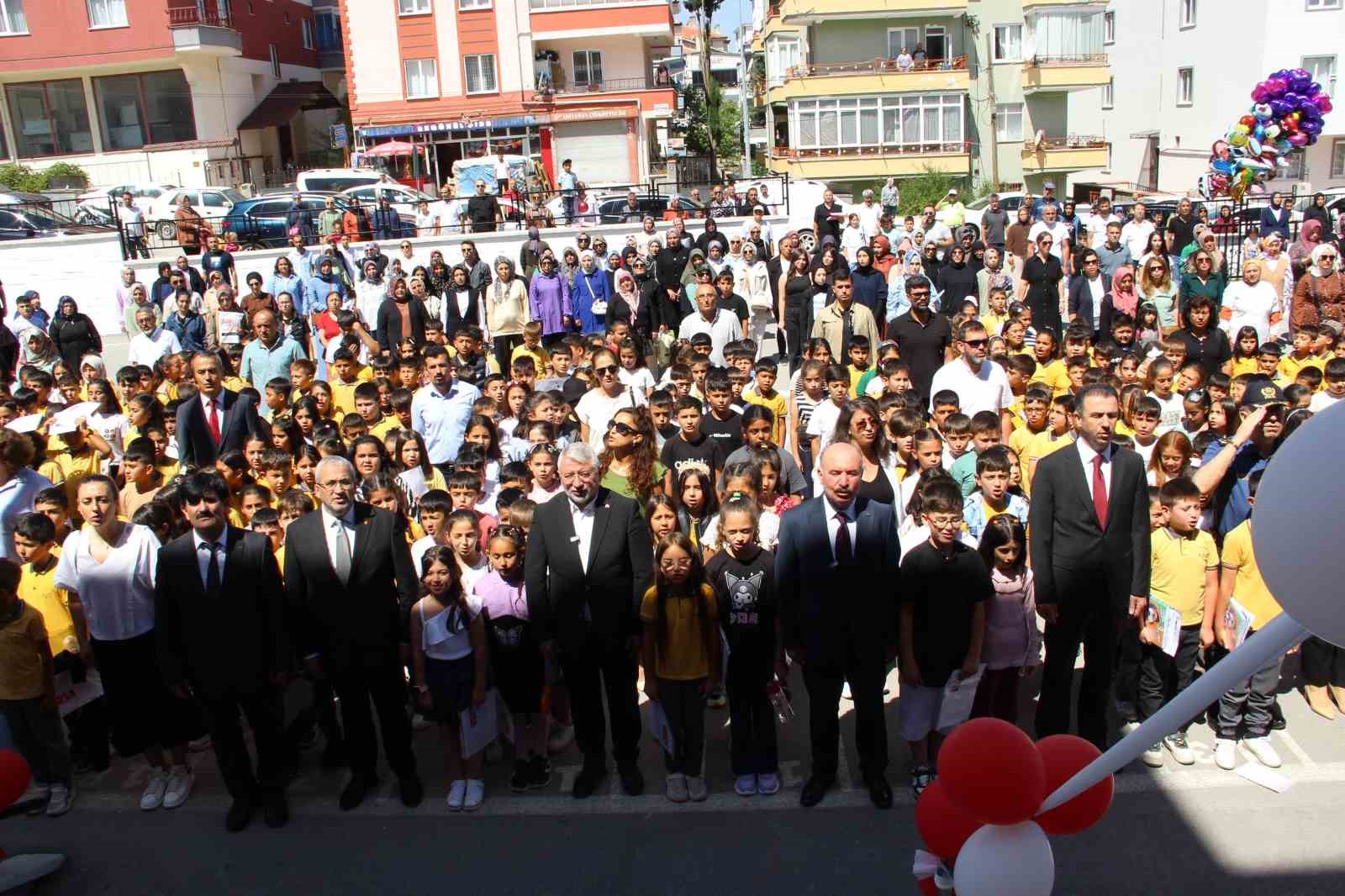 Çorum’da 86 bin öğrenci için karne heyecanı