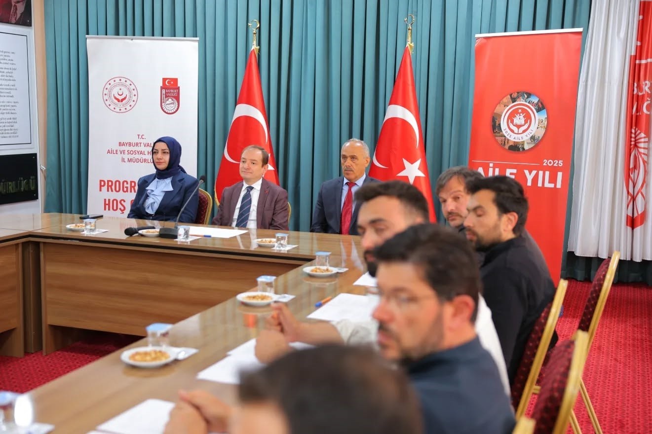 Bayburt’ta yeni evlenen çiftlere destek olunacak