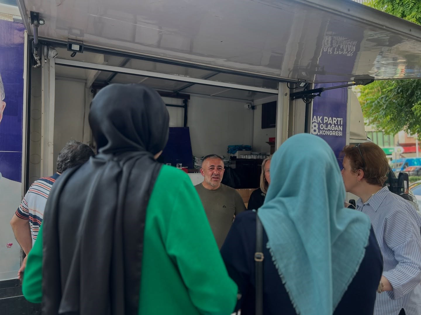 AK Parti Bilecik’te üyelik standına yoğun ilgi