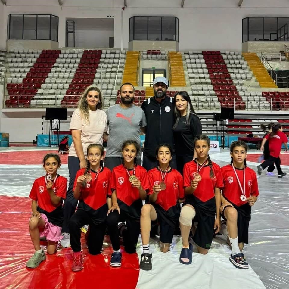 Manisalı öğrenci, Sivas’ta Türkiye şampiyonu oldu