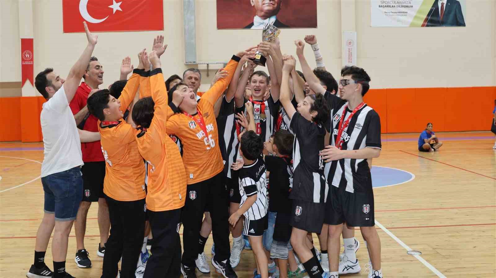 Aydın’da Minikler Kız-Erkek Hentbol Türkiye Şampiyonası tamamlandı