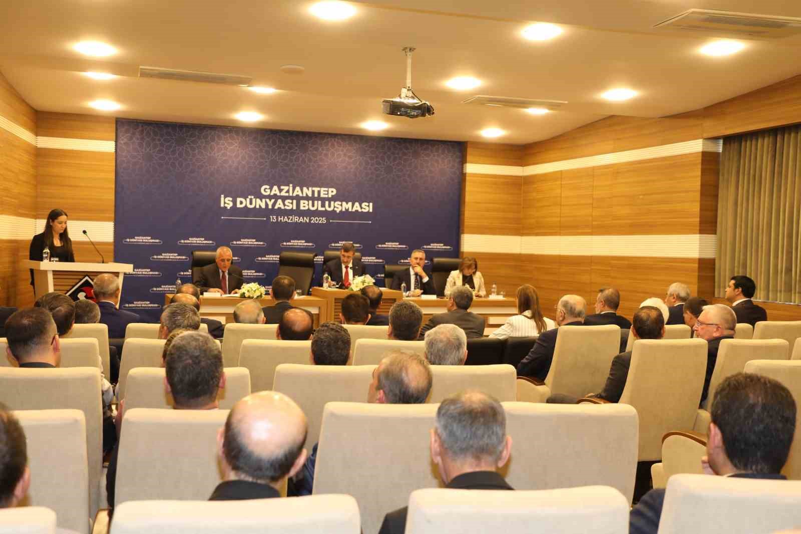 GTB Başkanı Akıncı, sektörel talepleri Cumhurbaşkanı Yardımcısı Yılmaz’a sundu