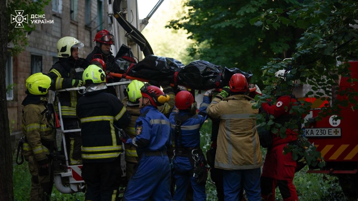 Rusya, gece boyunca Ukrayna’yı vurdu: 5 ölü