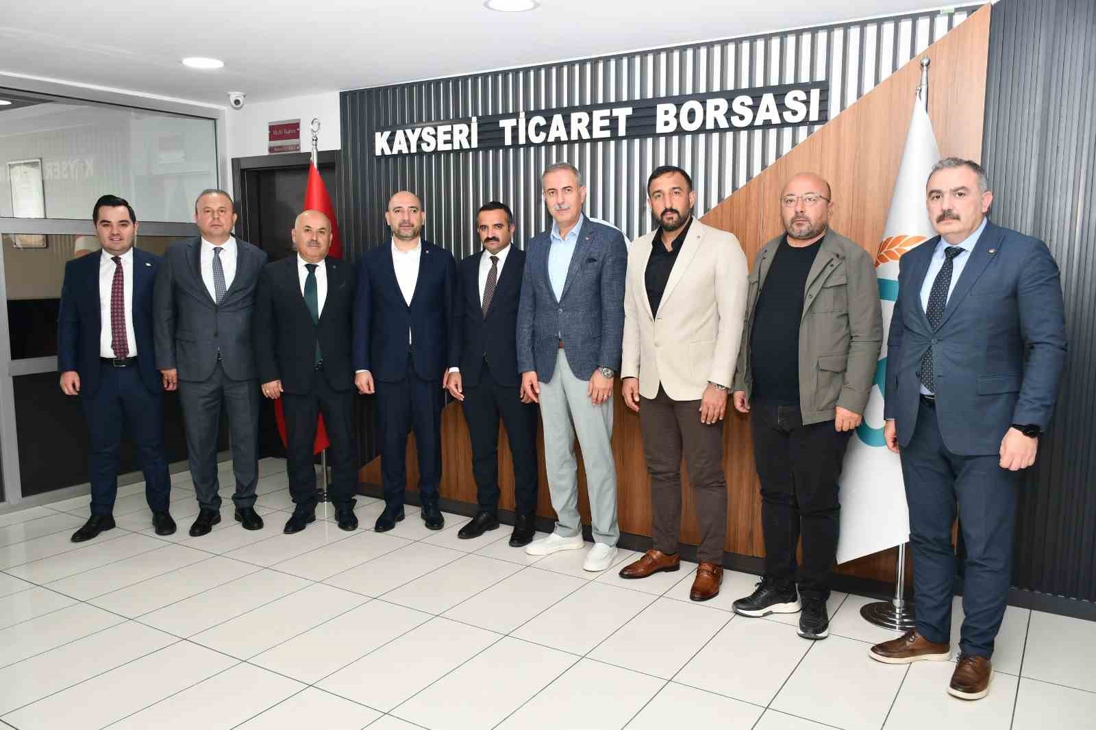 Sivas heyeti, Türkiye’nin yeni nesil tarım modelini yerinde inceledi