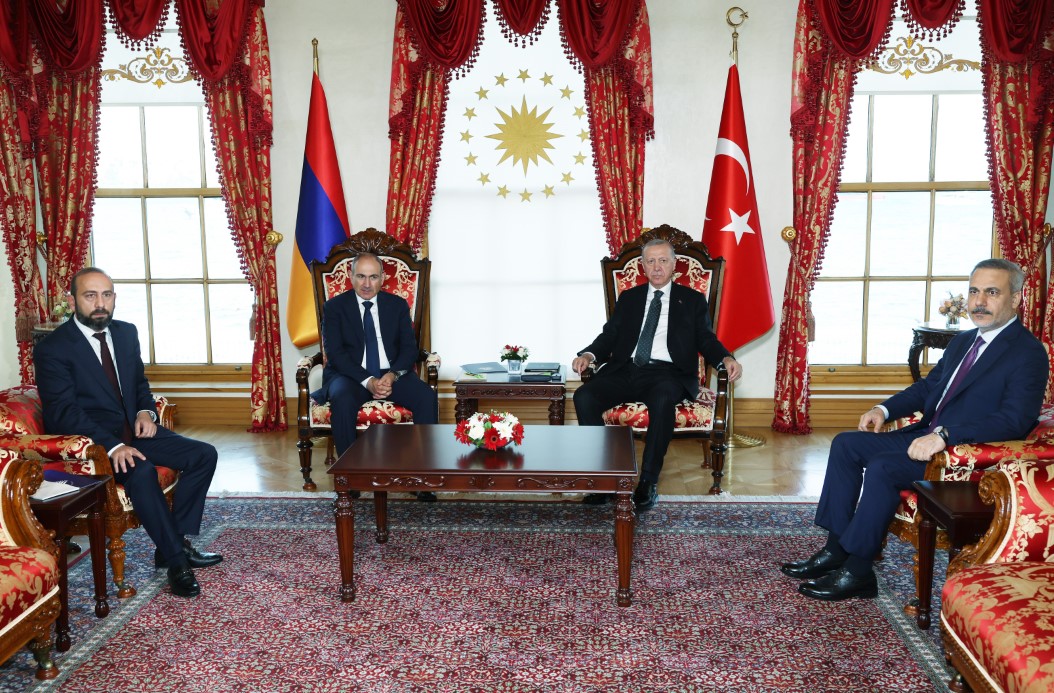 Cumhurbaşkanı Erdoğan, Ermenistan Başbakanı Paşinyan’ı kabul etti