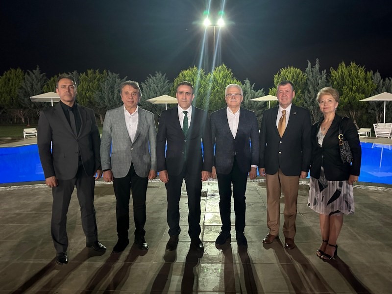 Burhaniye’de Kaymakam İlyas Memiş için veda yemeği düzenlendi