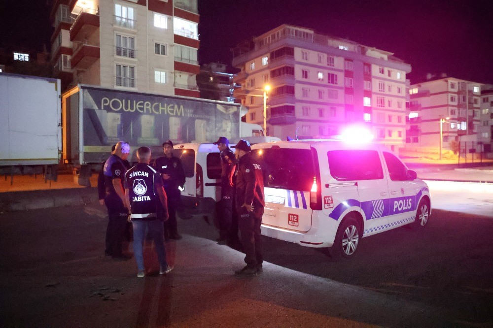 Sincan’da emniyet ve zabıtadan ‘huzur’ denetimi