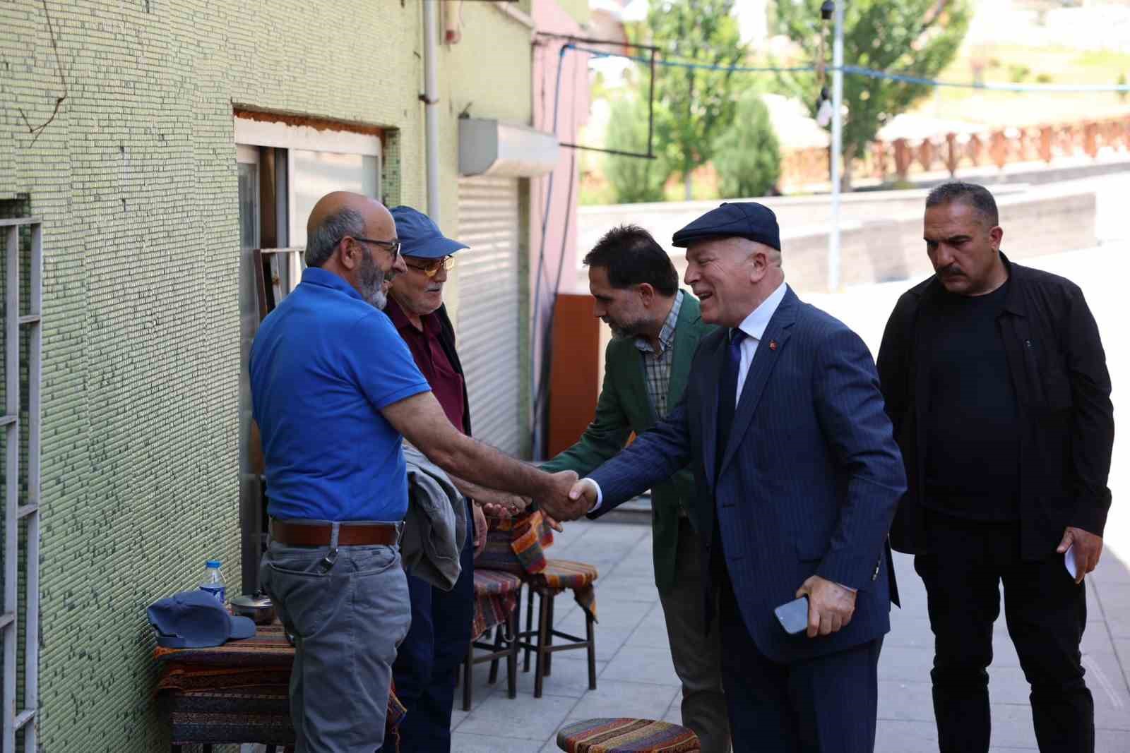 Başkan Sekmen ve Uçar’dan saha gezisi