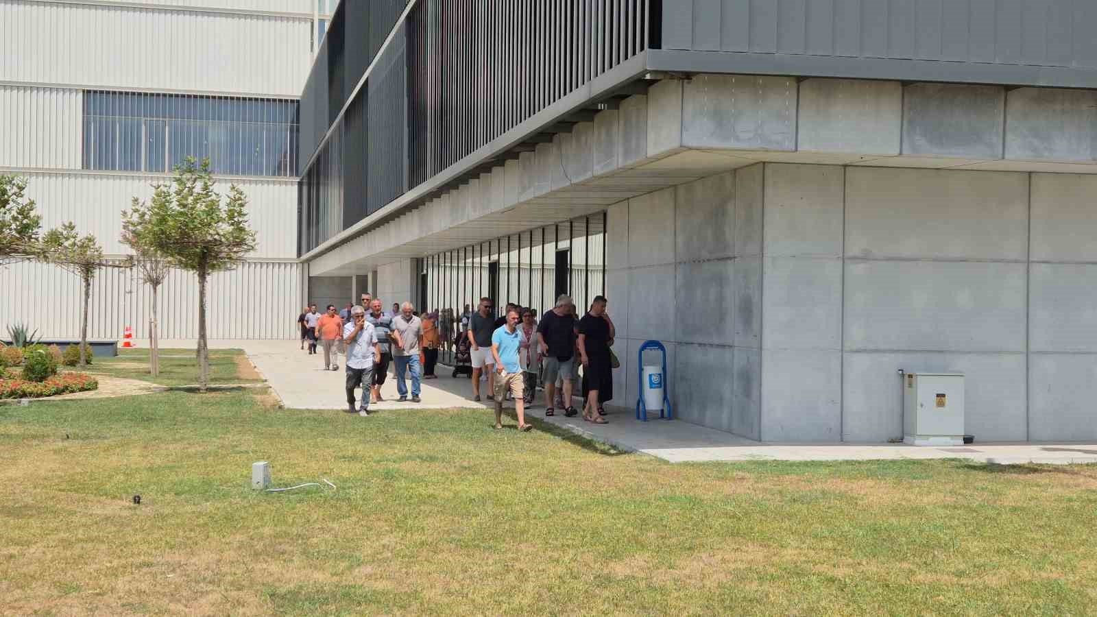 Tekirdağ’da su isyanı: Belediye önünde çözüm istediler