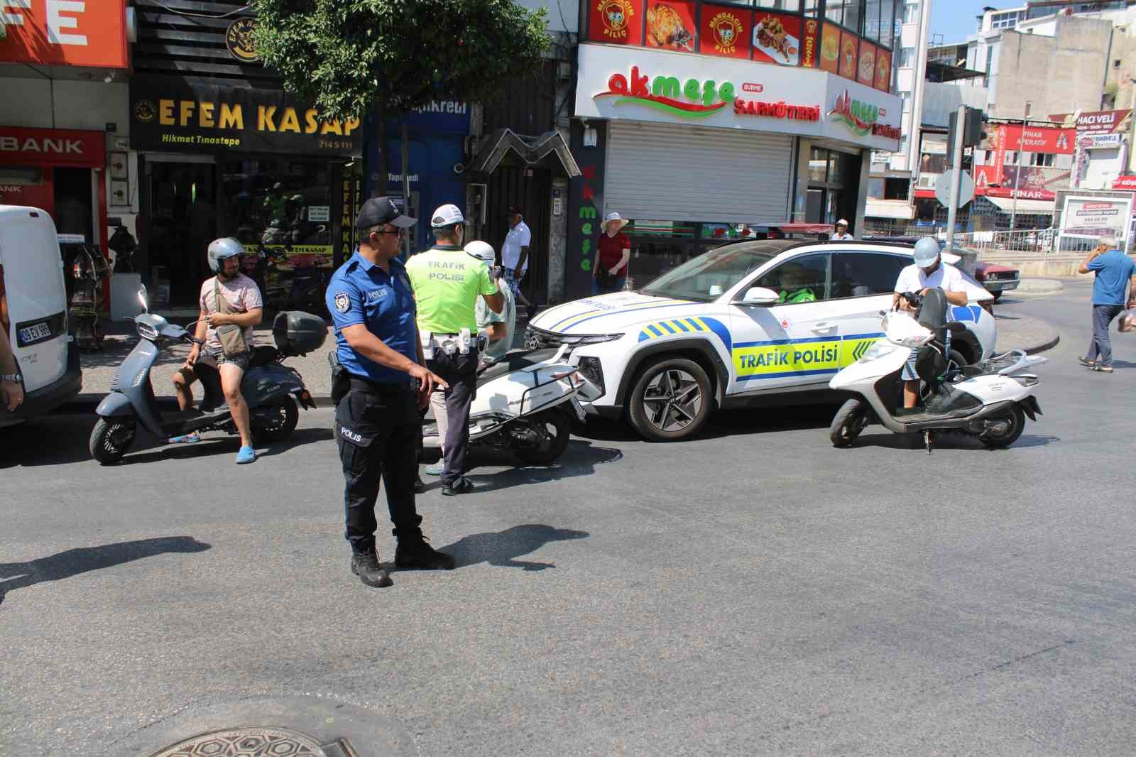 Aydın’da motosiklet sürücüleri denetlendi