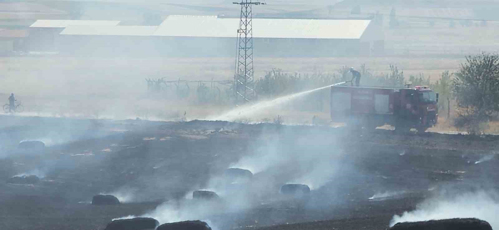 Çorum’da 150 balya ve 20 dönüm tarla yanarak küle döndü