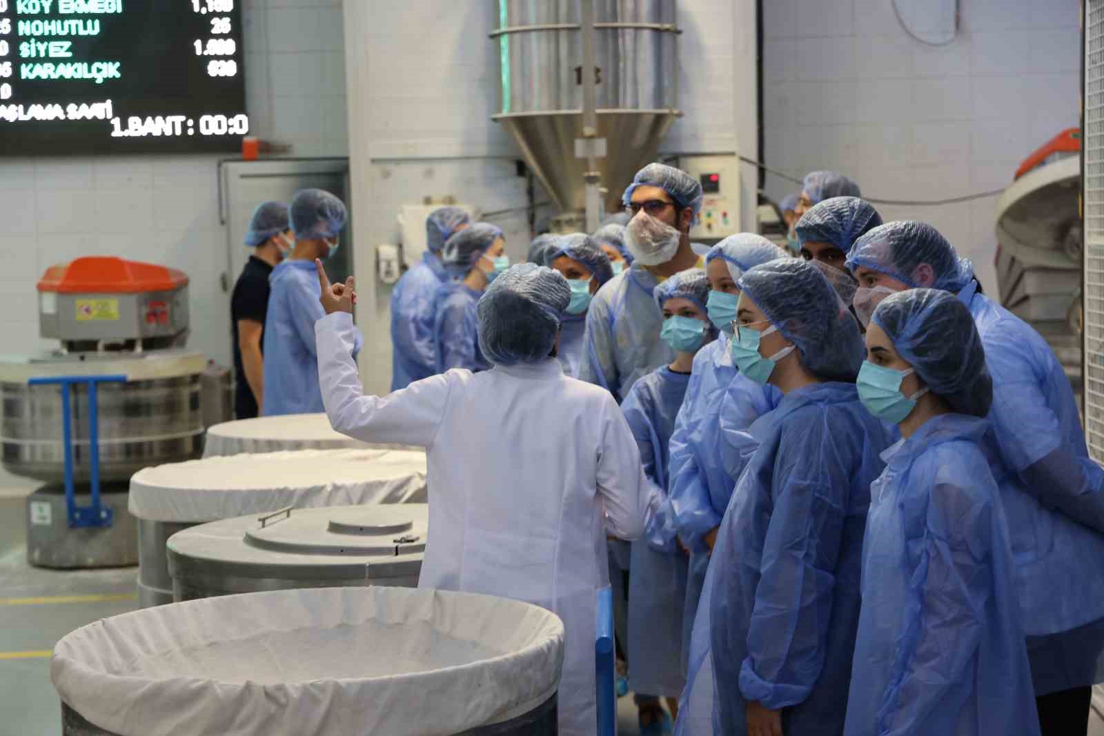 Bursalı gençlerden BESAŞ’a teknik gezi